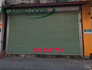 lam-cua-cuon-chat-luong