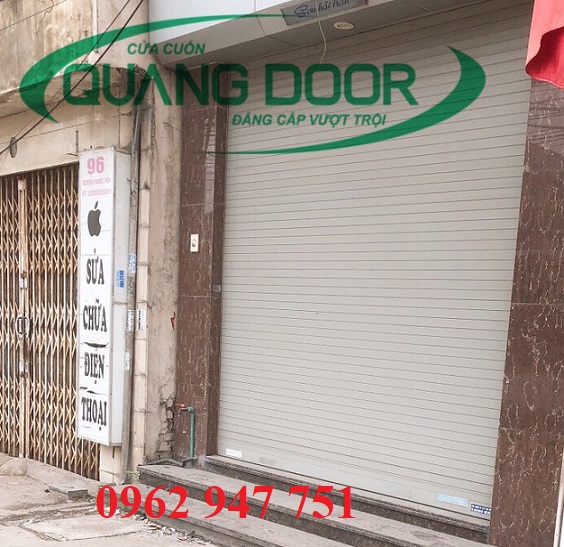 cua-cuon-dan-dung