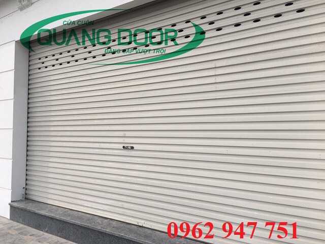 cua-cuon-dai-loan